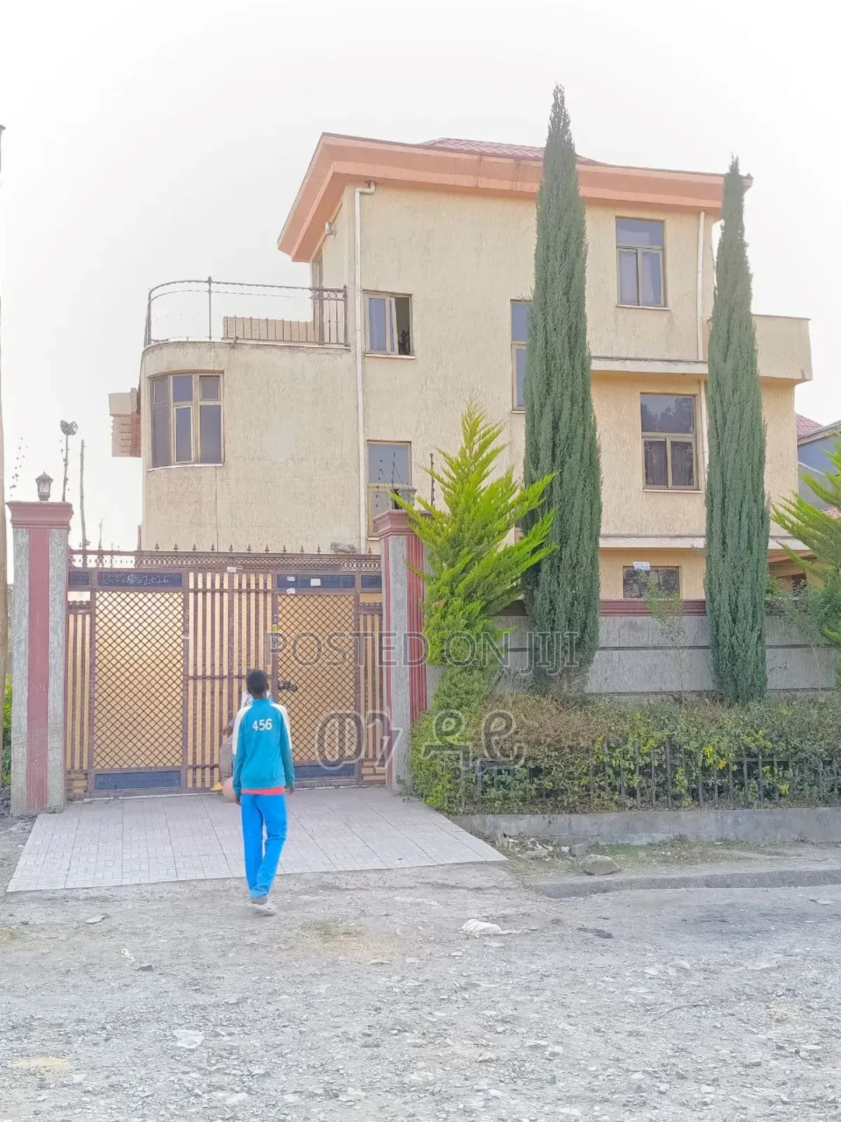 Furnished 7bdrm House in Akaky Kaliti for sale