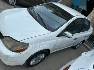 Toyota Platz 1.0 FWD 2001 White