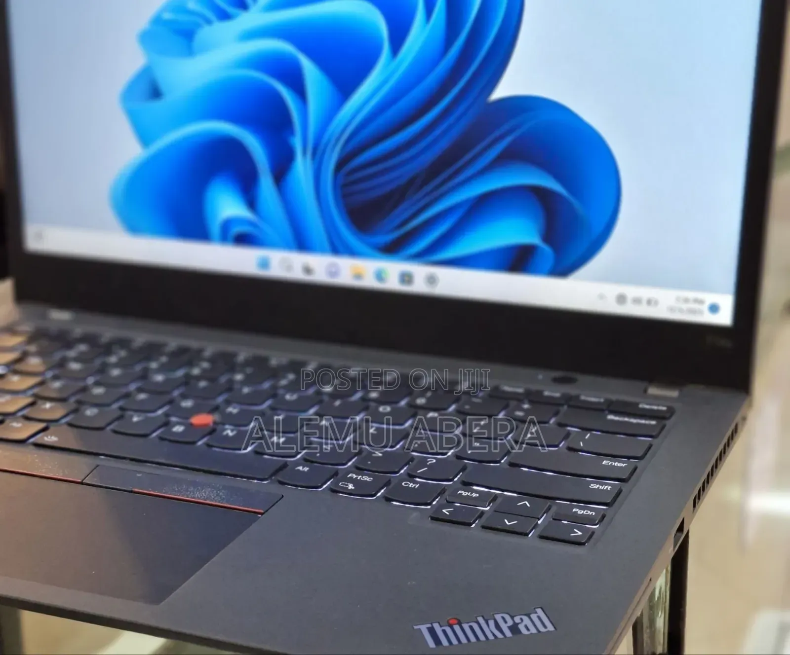 New Laptop Lenovo ThinkPad T14 32GB Intel Core i7 SSD 512GB
