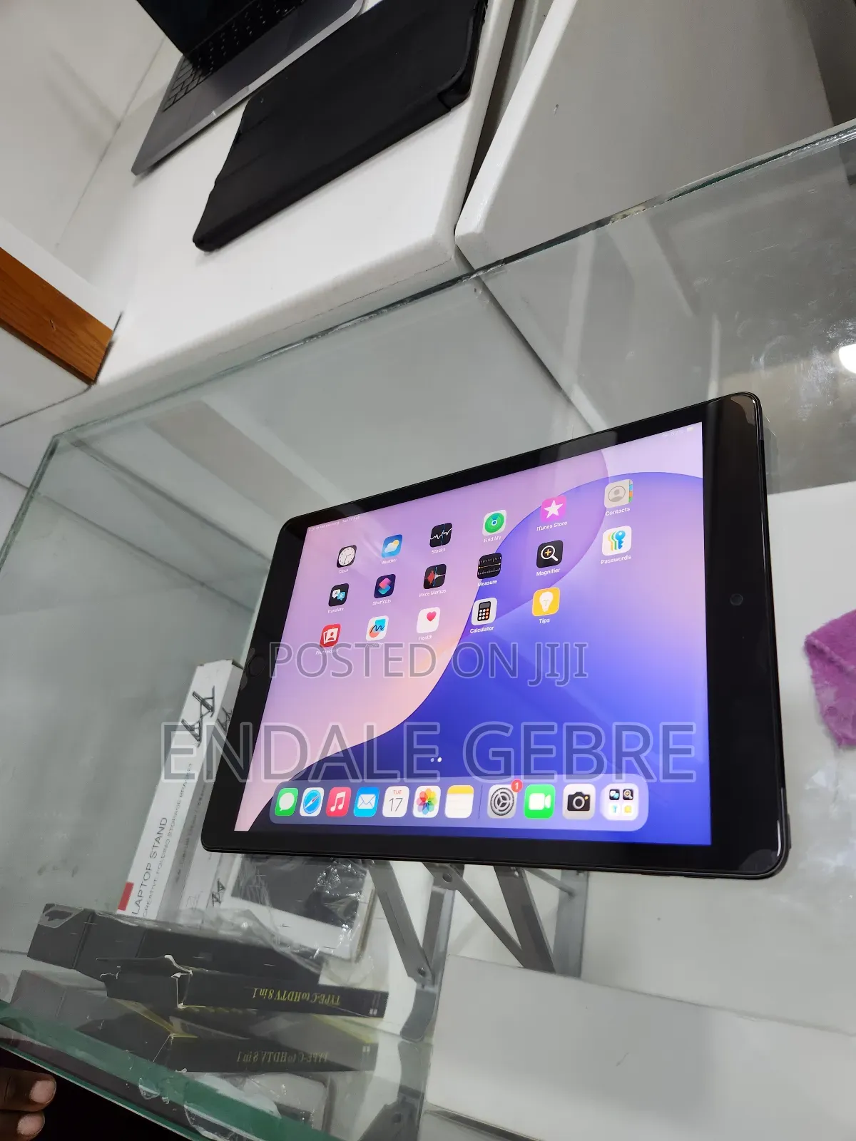 New Apple iPad 10.2 (2021) 256 GB Gray