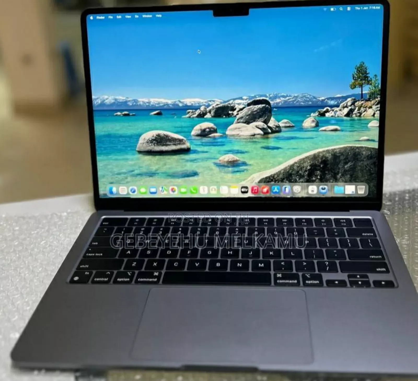 New Laptop Apple MacBook Air 2022 M2 8GB Apple M2 SSD 256GB