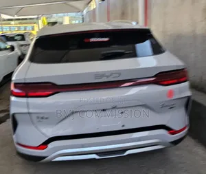 New BYD Song Plus 2025 Silver