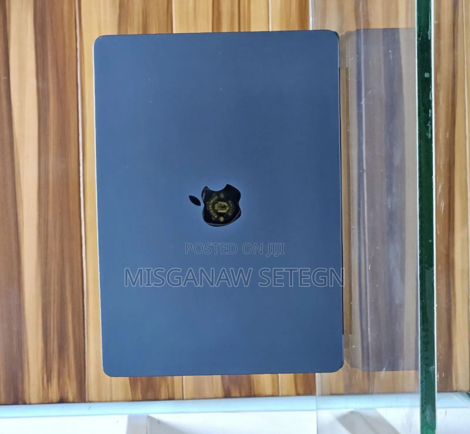 New Laptop Apple MacBook Air 2025 M4 13-Inch 16GB Apple M4 SSD 256GB