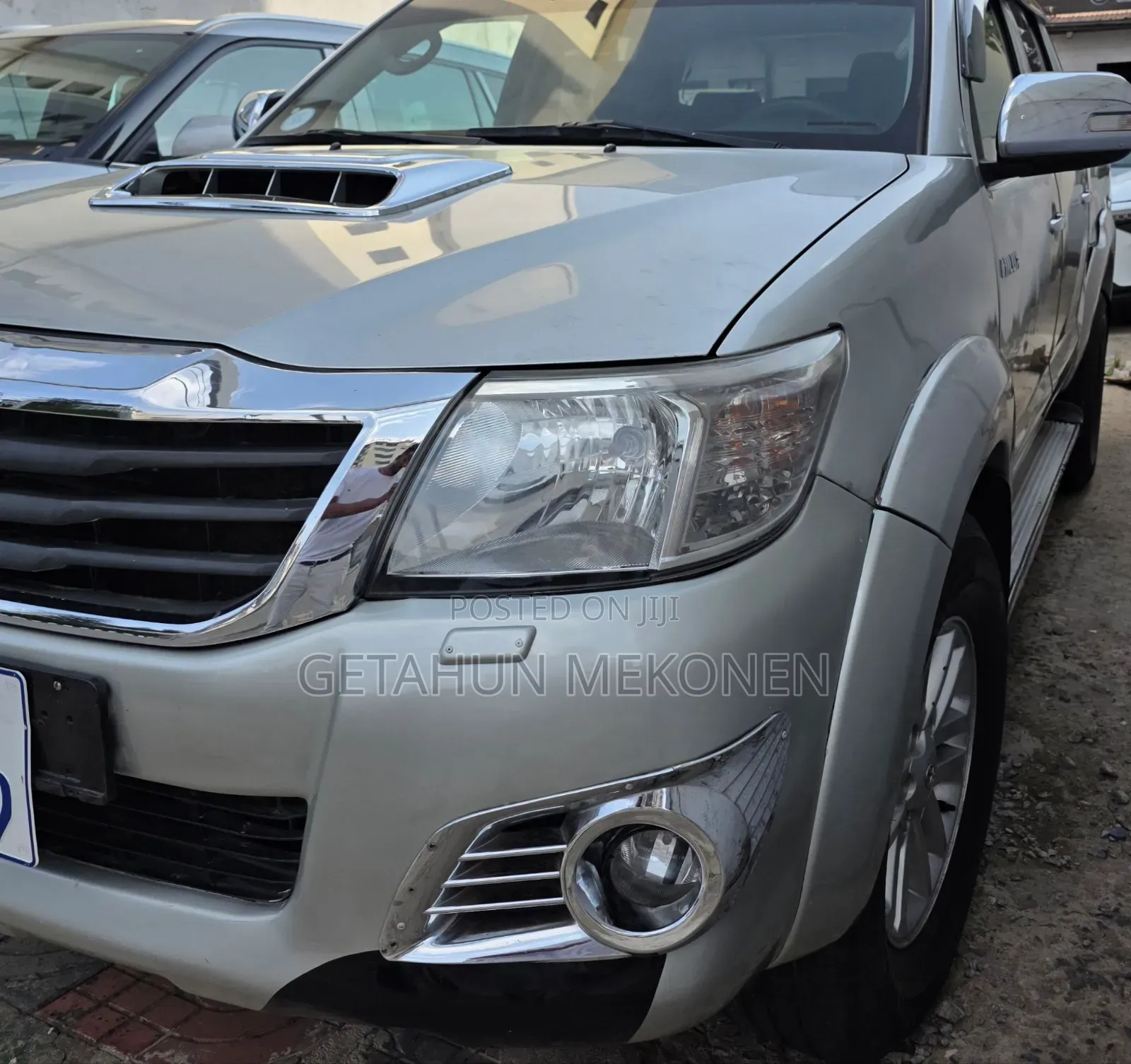 Toyota Hilux 2012 Gray