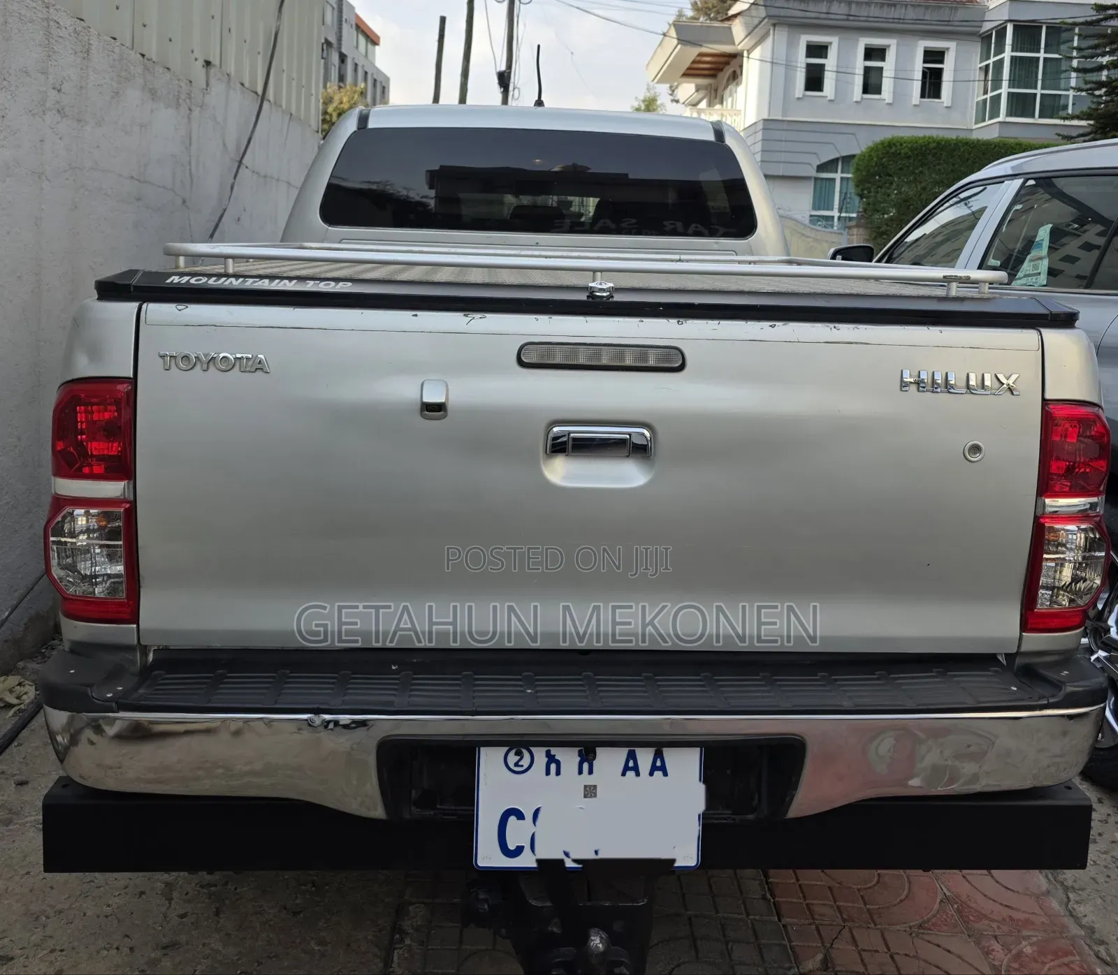 Toyota Hilux 2012 Gray