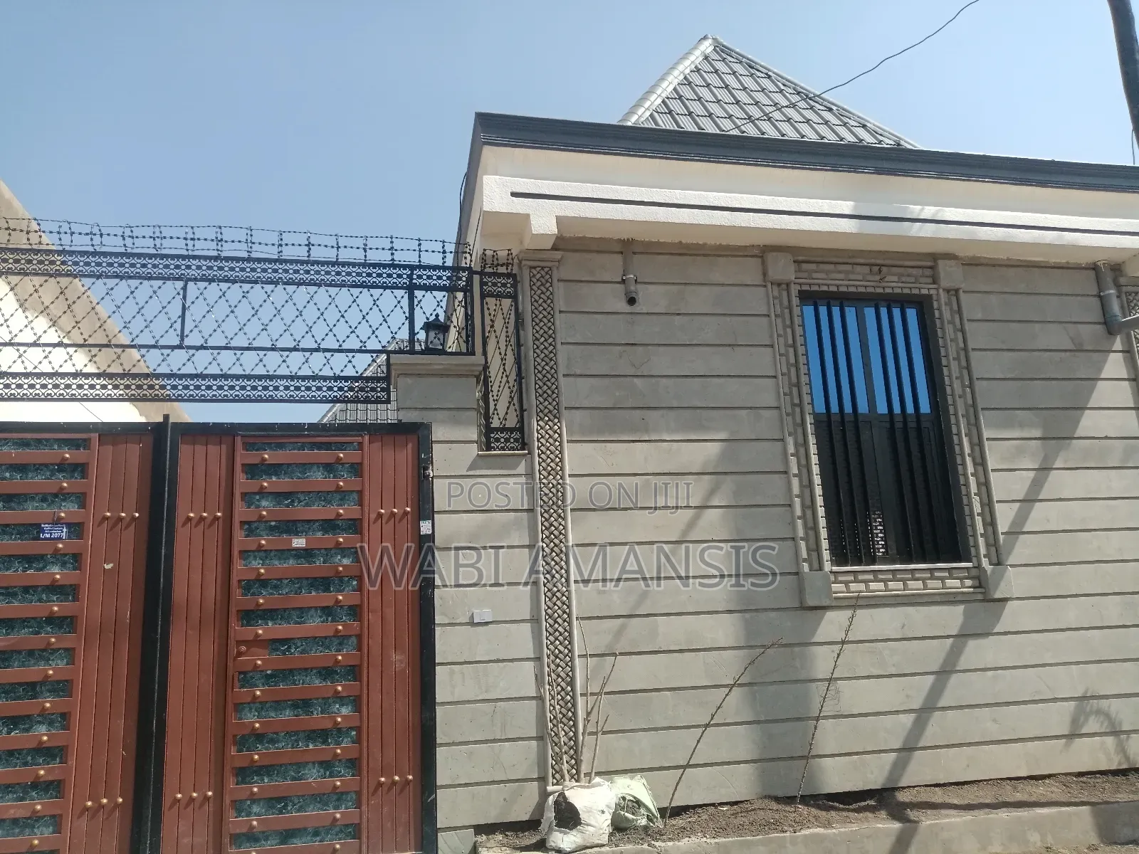 Furnished 9bdrm House in Dukam, East Shewa for sale