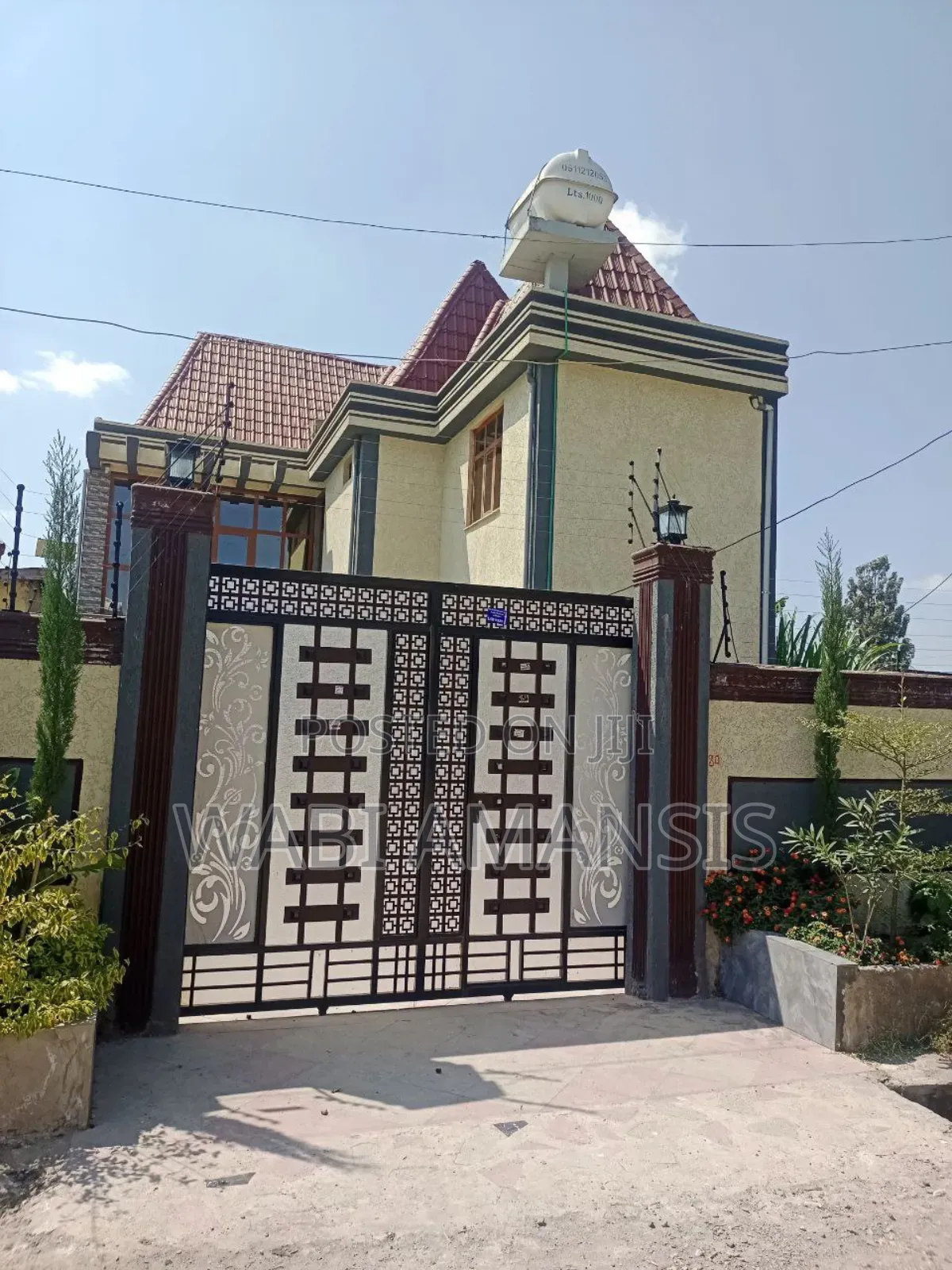 Furnished 12bdrm House in Dukam, East Shewa for sale