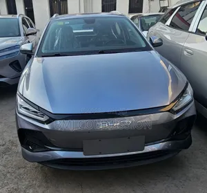 New BYD E2 43 kWh 94 hp FWD 2025 Gray