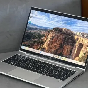 New Laptop HP EliteBook 640 G9 16GB Intel Core I7 SSD 512GB