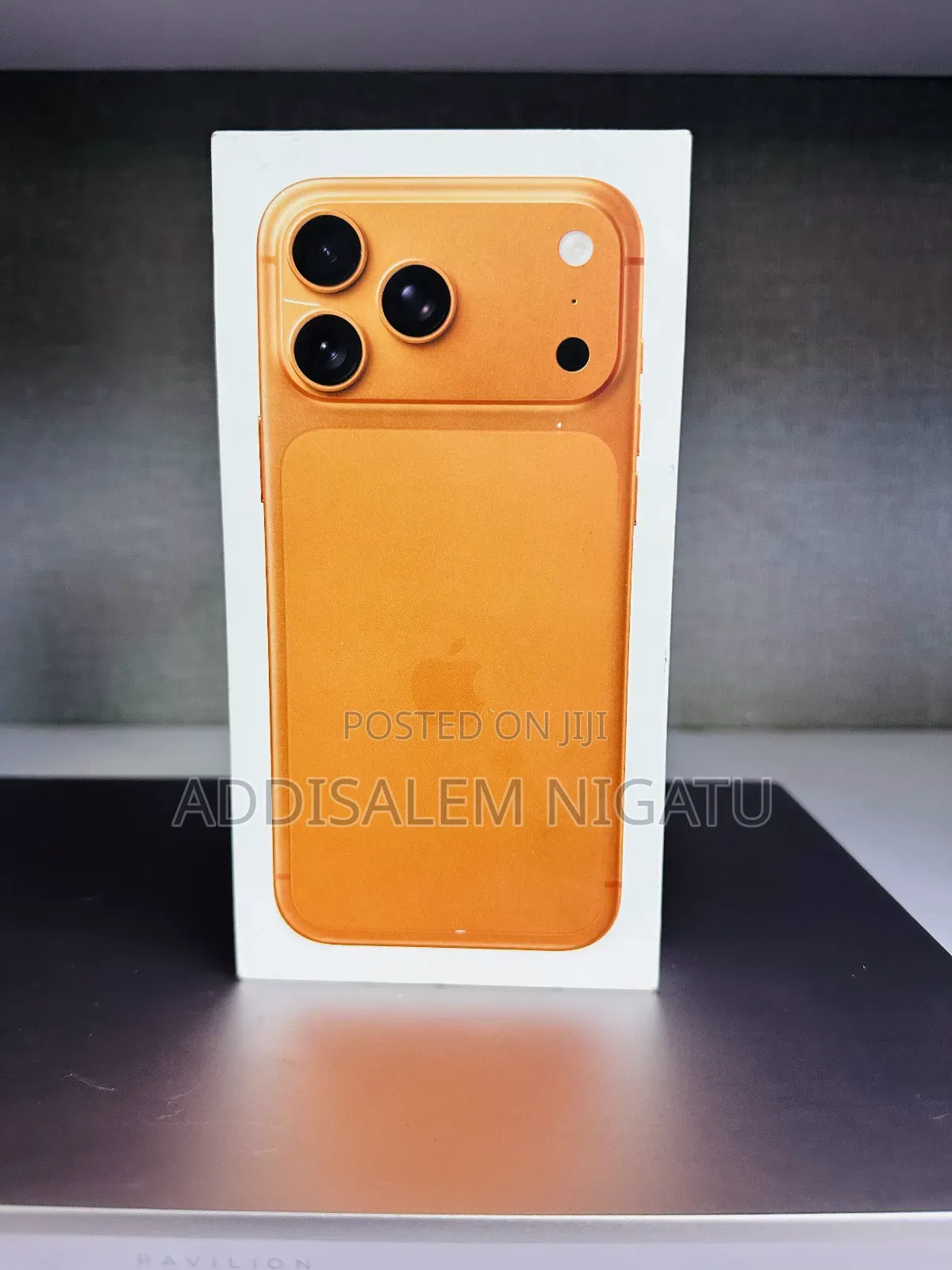New Apple iPhone 17 Pro Max 256 GB Orange