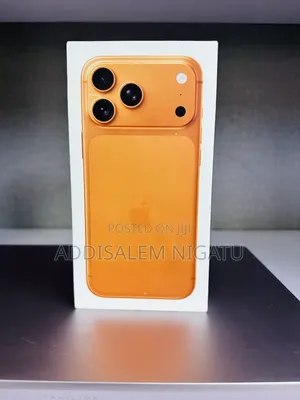 New Apple iPhone 17 Pro Max 256 GB Orange
