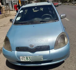 Toyota Vitz 1.0 FWD 5dr 2001 Blue