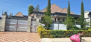 7bdrm Villa in Semit-Meri, Luxury, Bole for sale