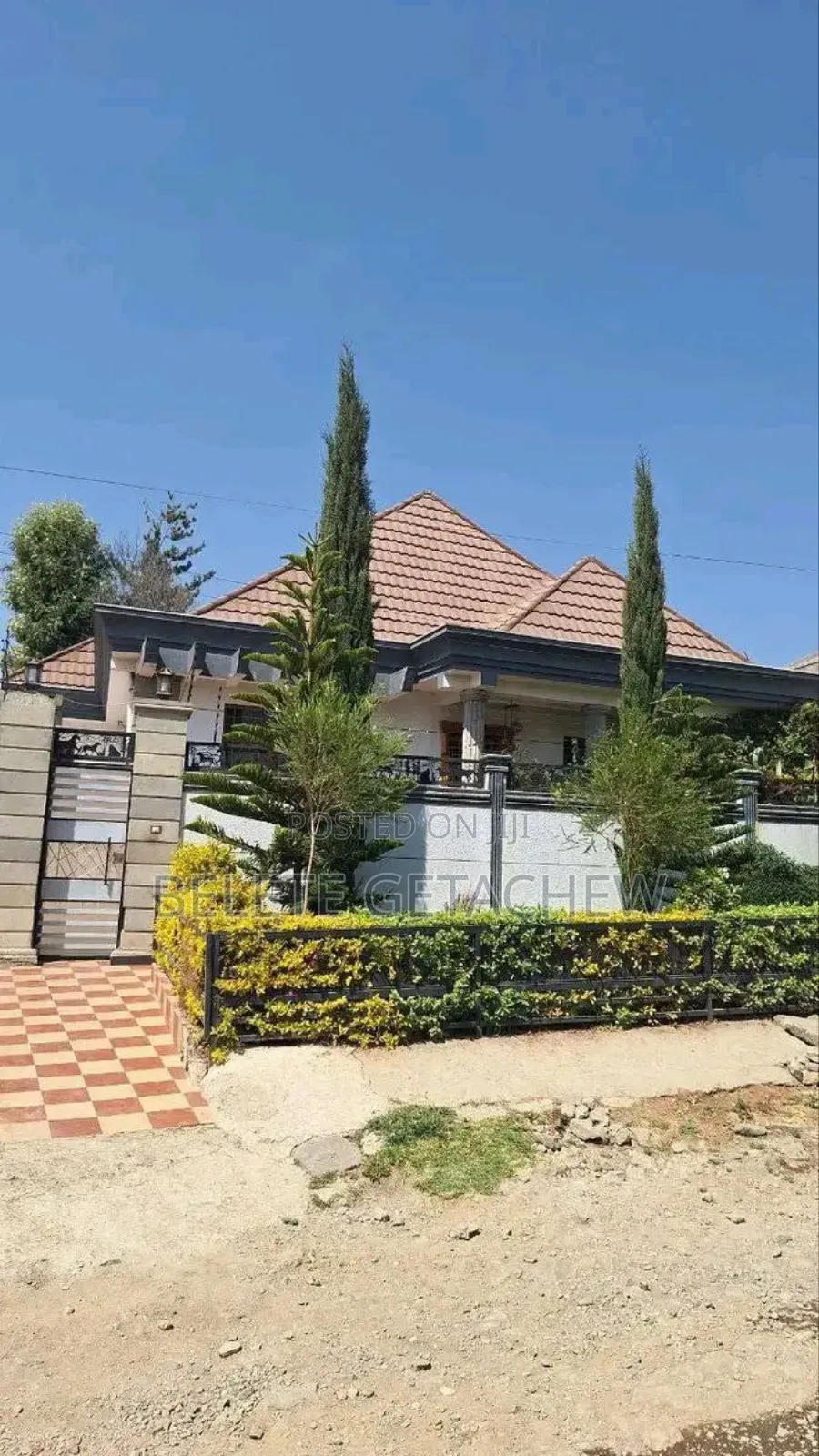 7bdrm Villa in Semit-Meri, Luxury, Bole for sale
