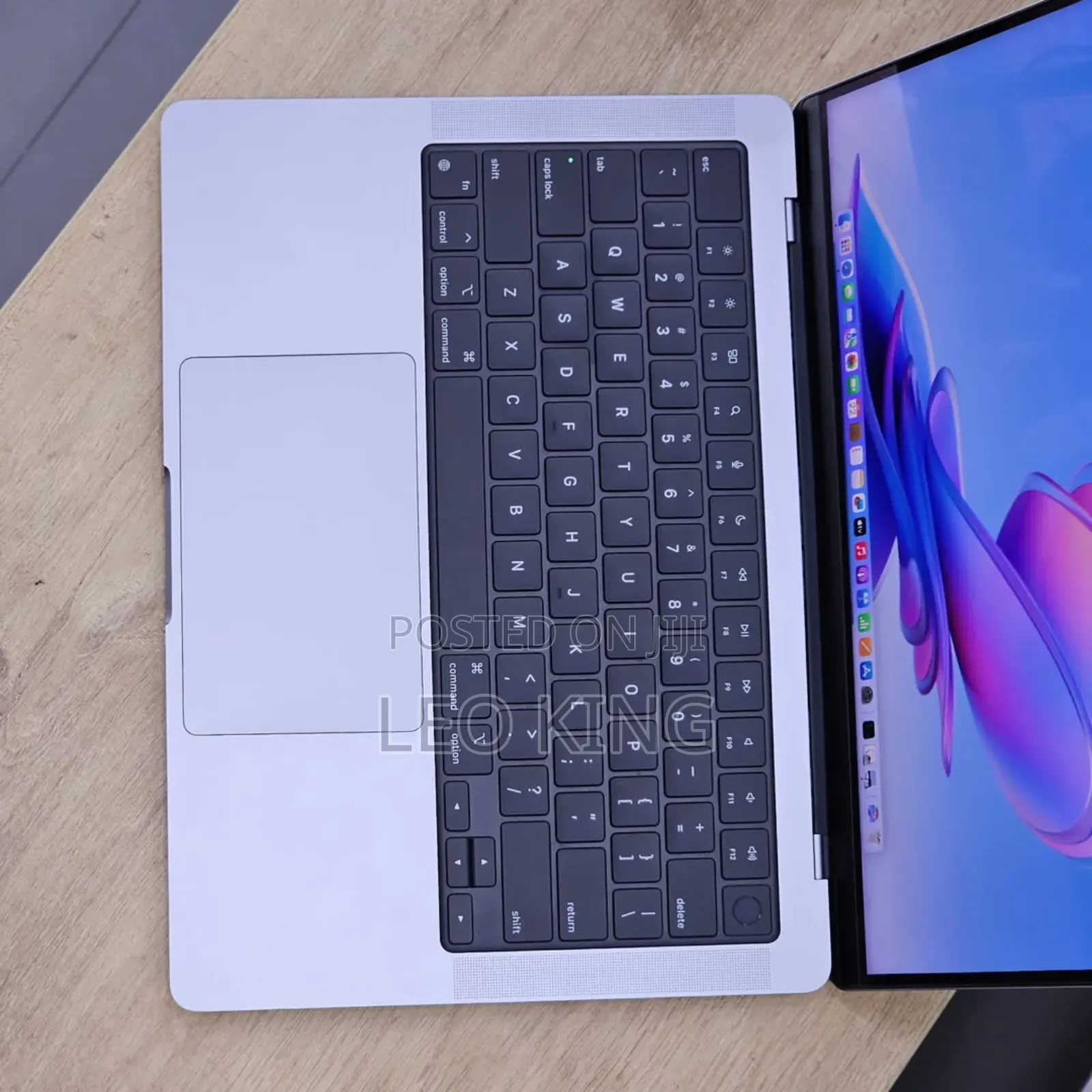 New Laptop Apple MacBook Pro M1 8GB Apple M1 Pro SSD 256GB