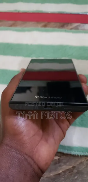BlackBerry Leap 16 GB Black