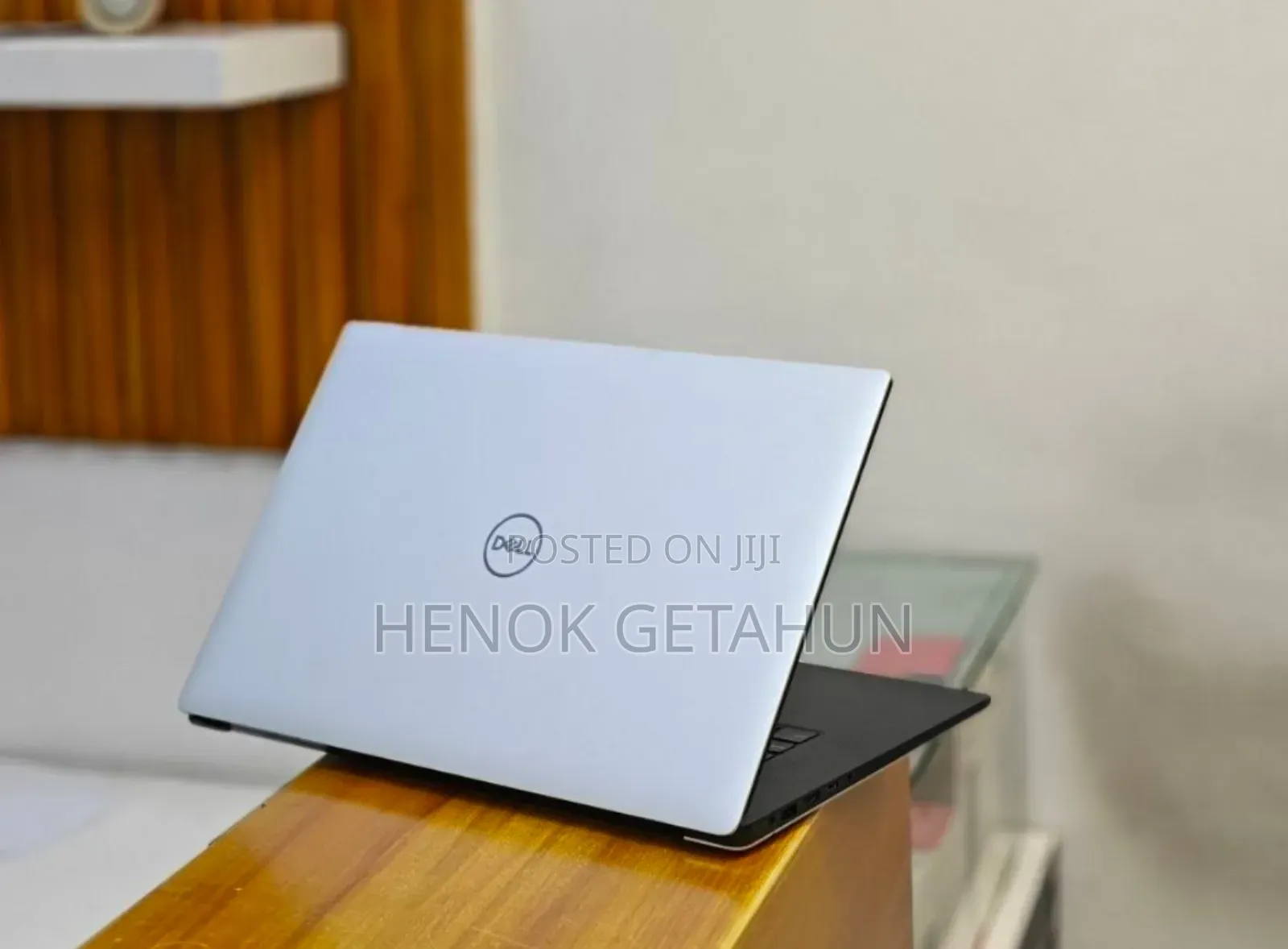 New Laptop Dell XPS 15 16GB Intel Core I9 SSD 512GB