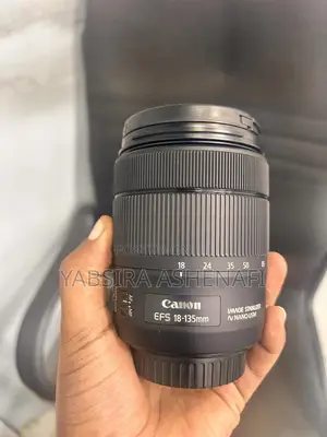 Canon 18-135mm Usm Lens