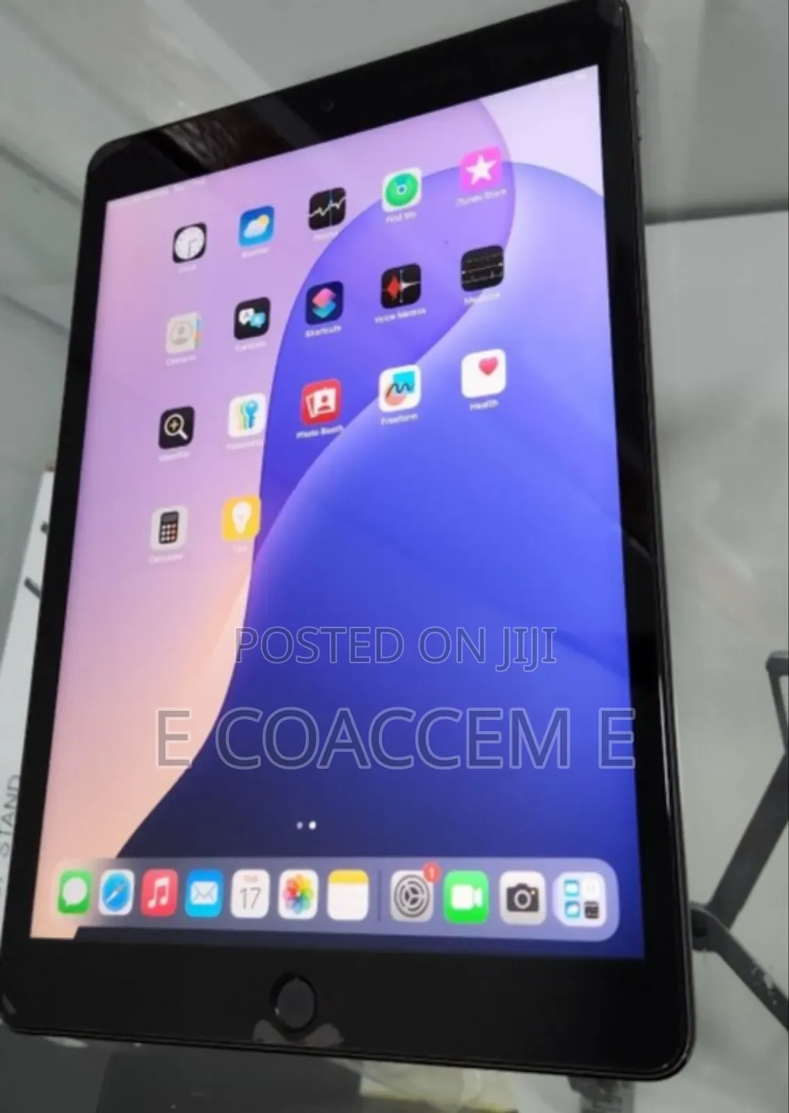 New Apple iPad (2025) 256 GB Gray