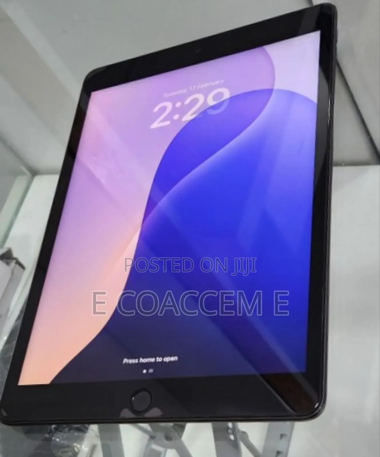 New Apple iPad (2025) 256 GB Gray