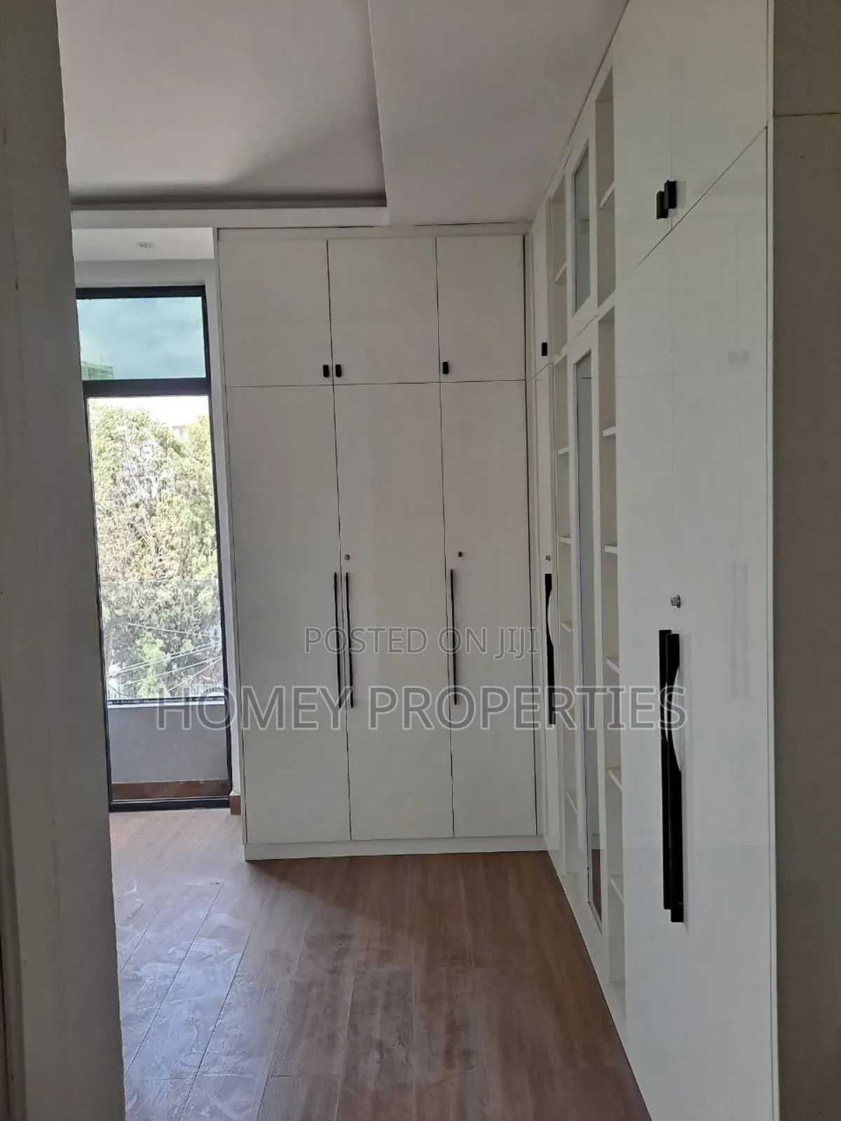 Furnished 2bdrm Apartment in አልቲማ ሪል እስቴት Ultima, Kirkos for sale