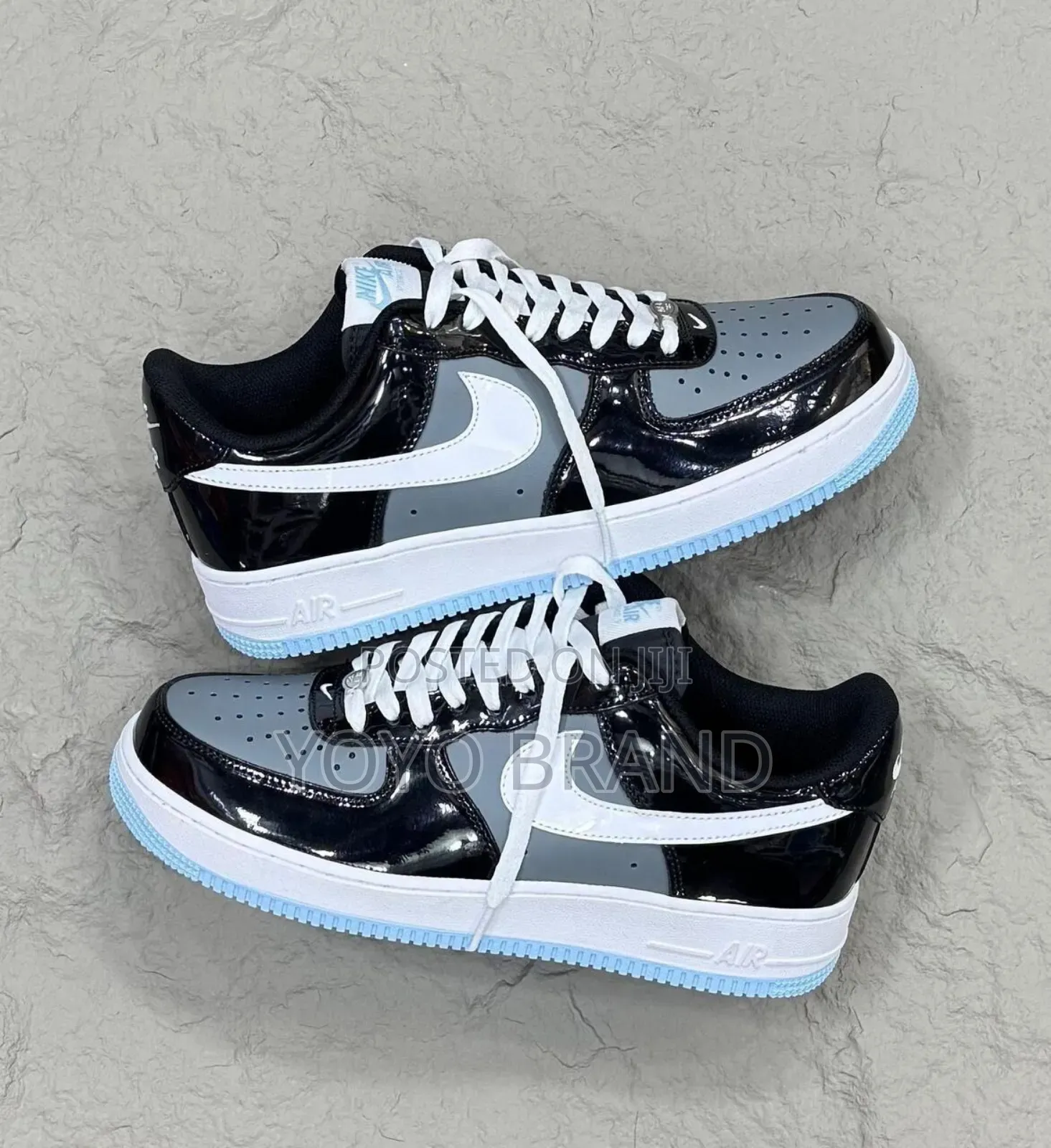 Nike Air Force 1'07lv8 Low Black/Armory Blue Fashion Sneaker