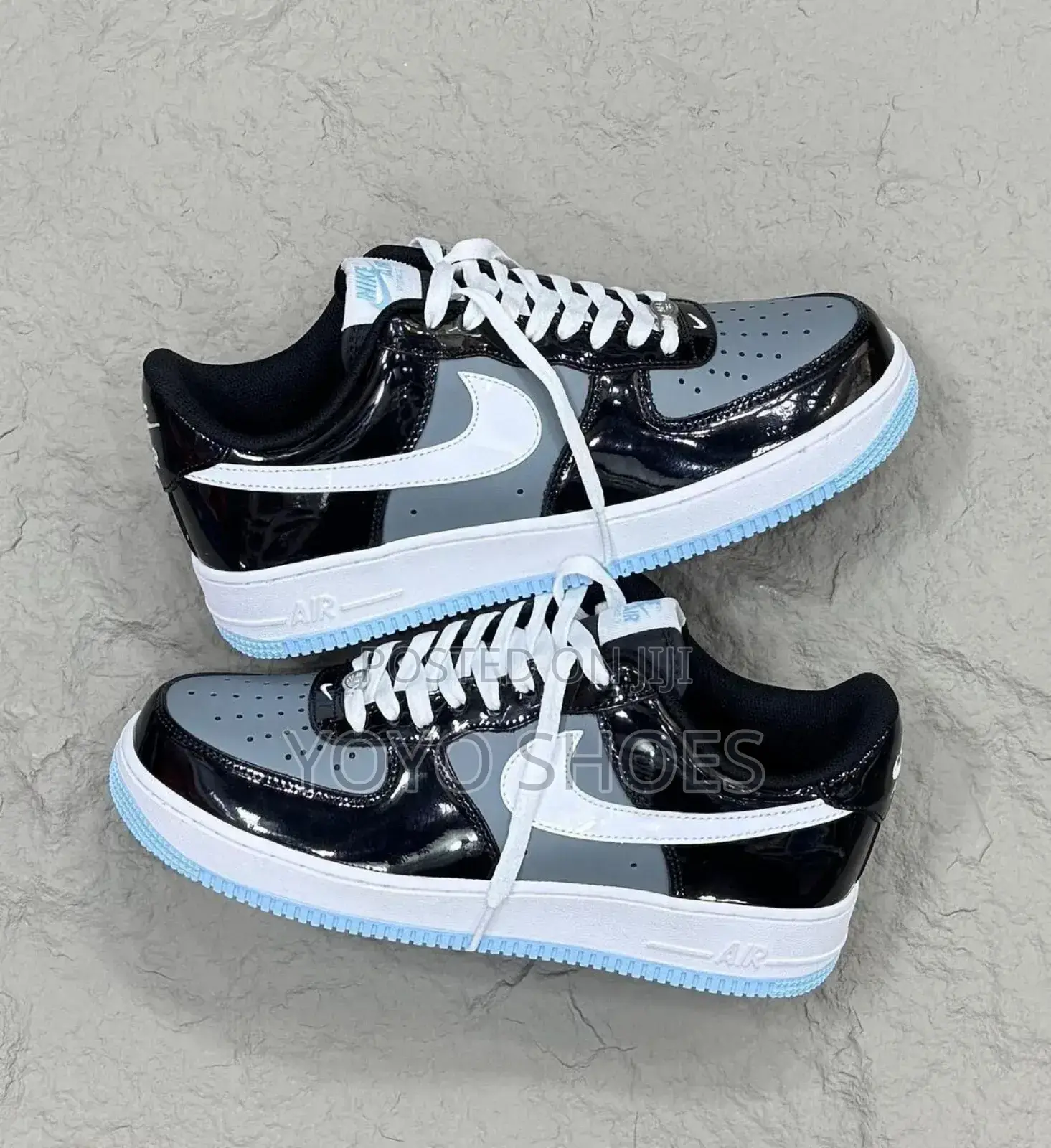 Nike Air Force 1'07lv8 Low Black/Armory Blue Fashion Sneaker