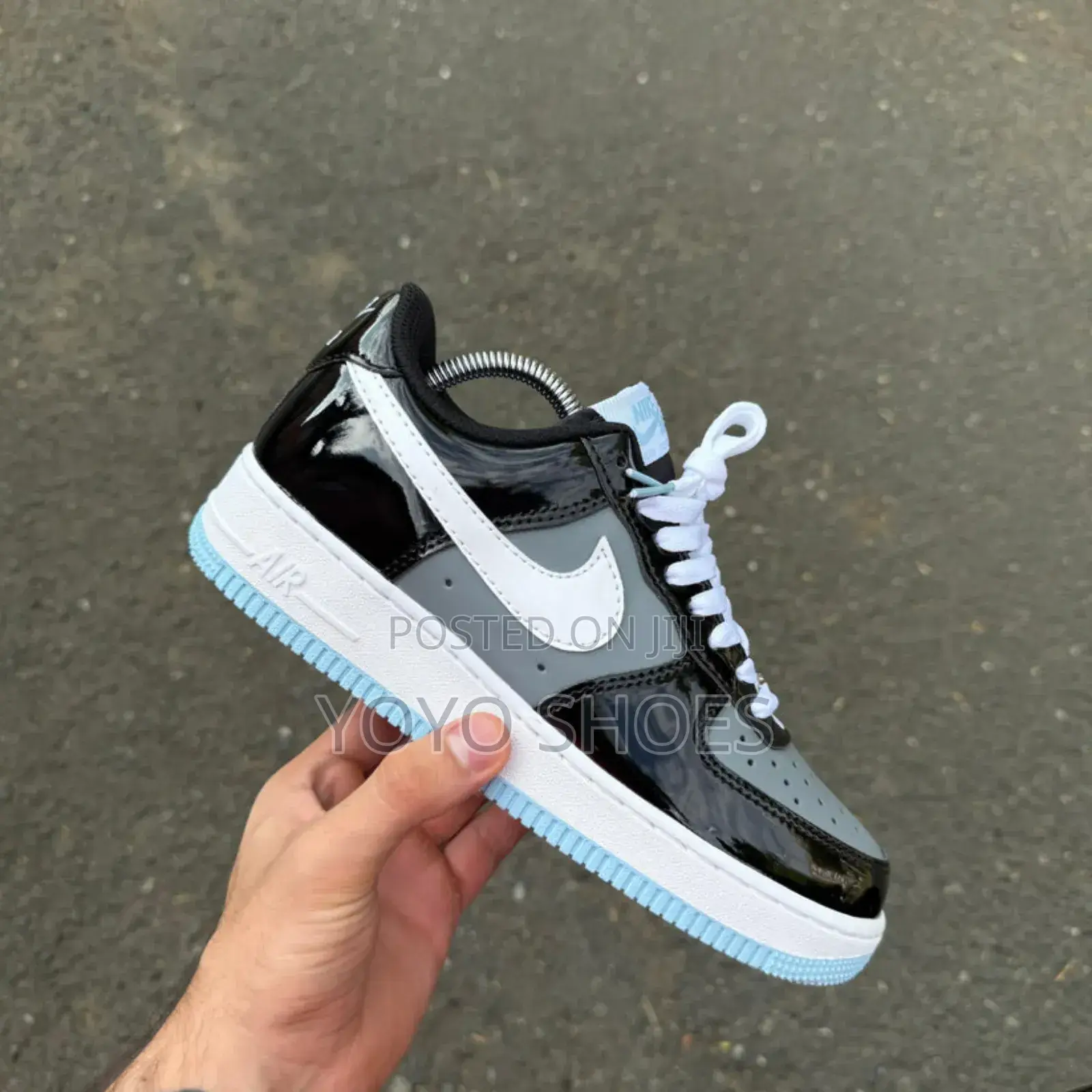 Nike Air Force 1'07lv8 Low Black/Armory Blue Fashion Sneaker