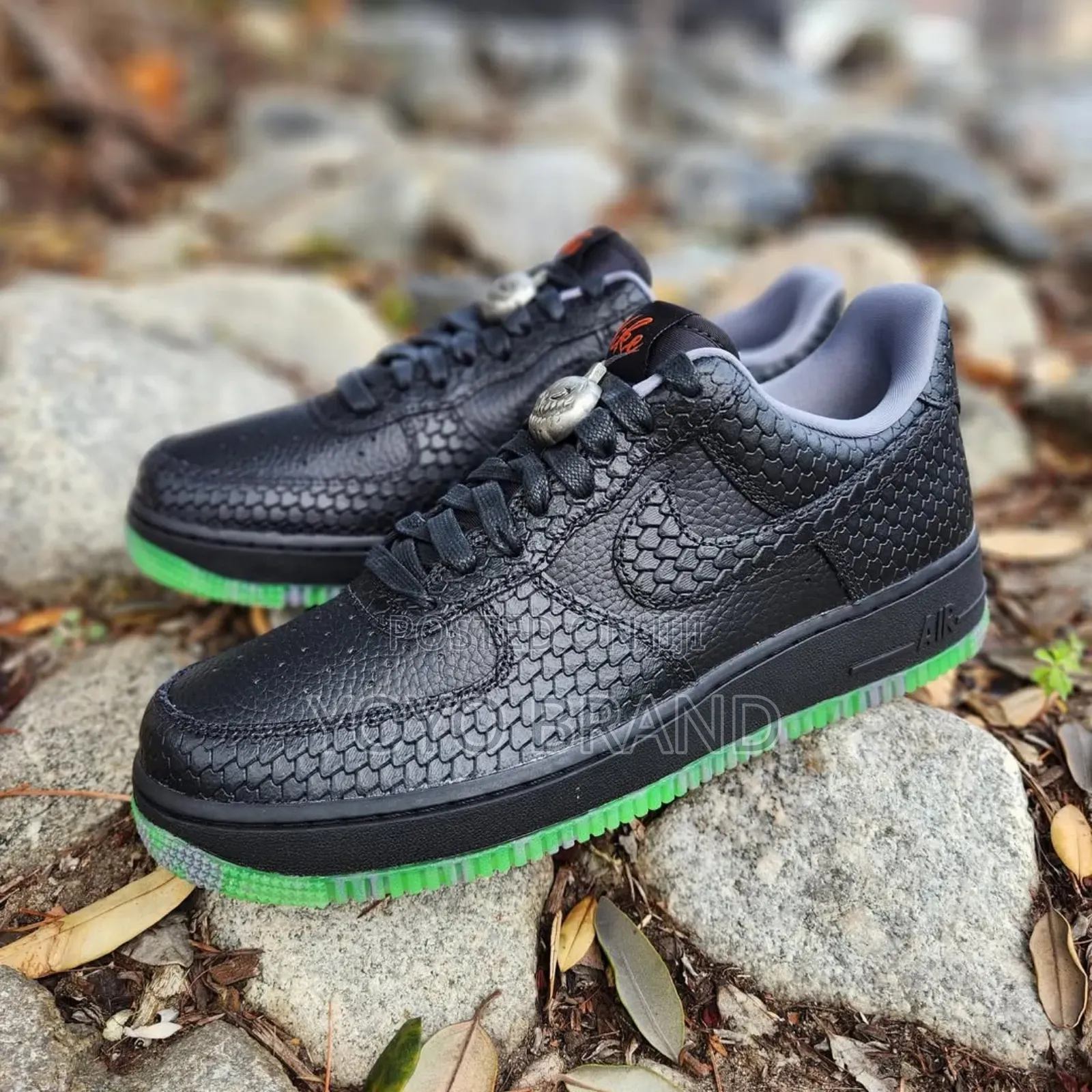 Nike Air Force 1low Premium Halloween Edition Fashion Sneaker