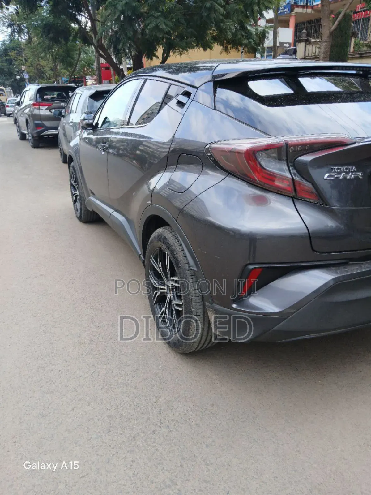 Toyota C-HR LE FWD 2020 Gray