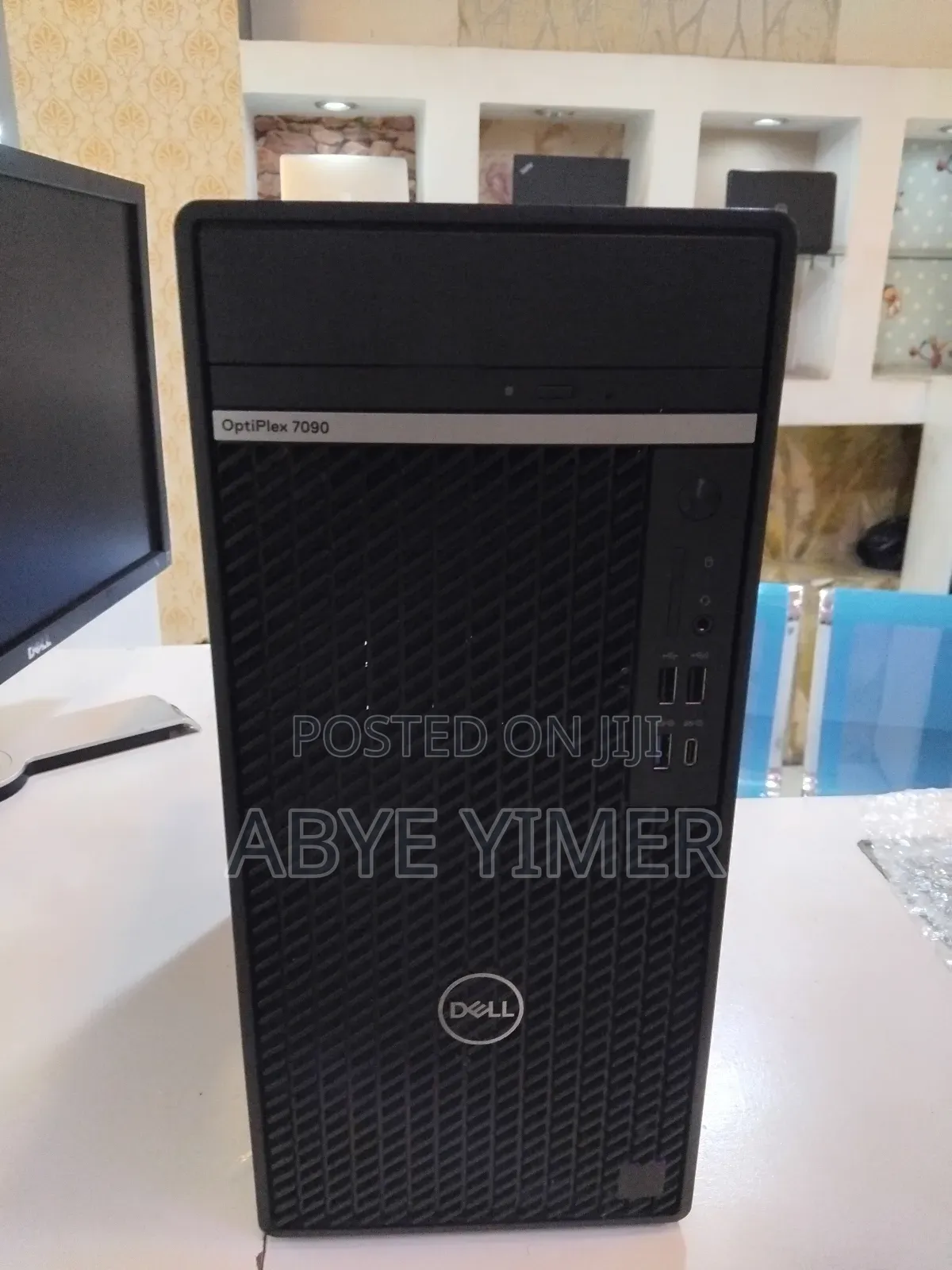 New Desktop Computer Dell Optiplex 7090 32GB Intel Core I7 HDD 1T