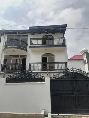 3bdrm House in ለሚ ኩራ, Bole for rent