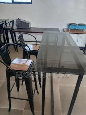 High Chairs With High Table