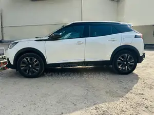 Peugeot 2008 2022 White