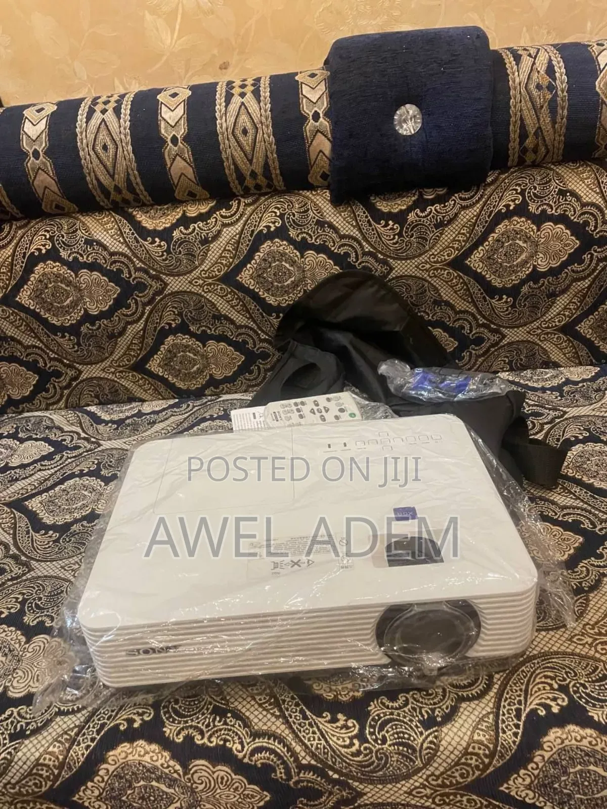 Sony VPL-Dx221 Hd 3lcd Multimedia Projector