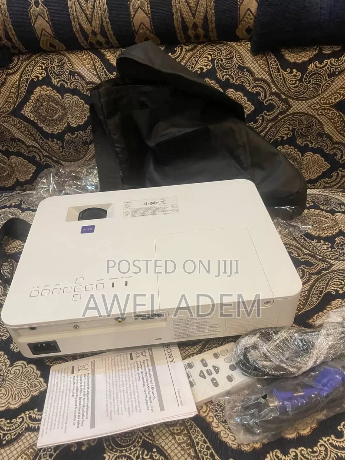 Sony VPL-Dx221 Hd 3lcd Multimedia Projector