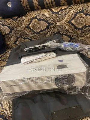 Sony VPL-Dx221 Hd 3lcd Multimedia Projector