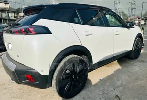 Peugeot 2008 2022 White