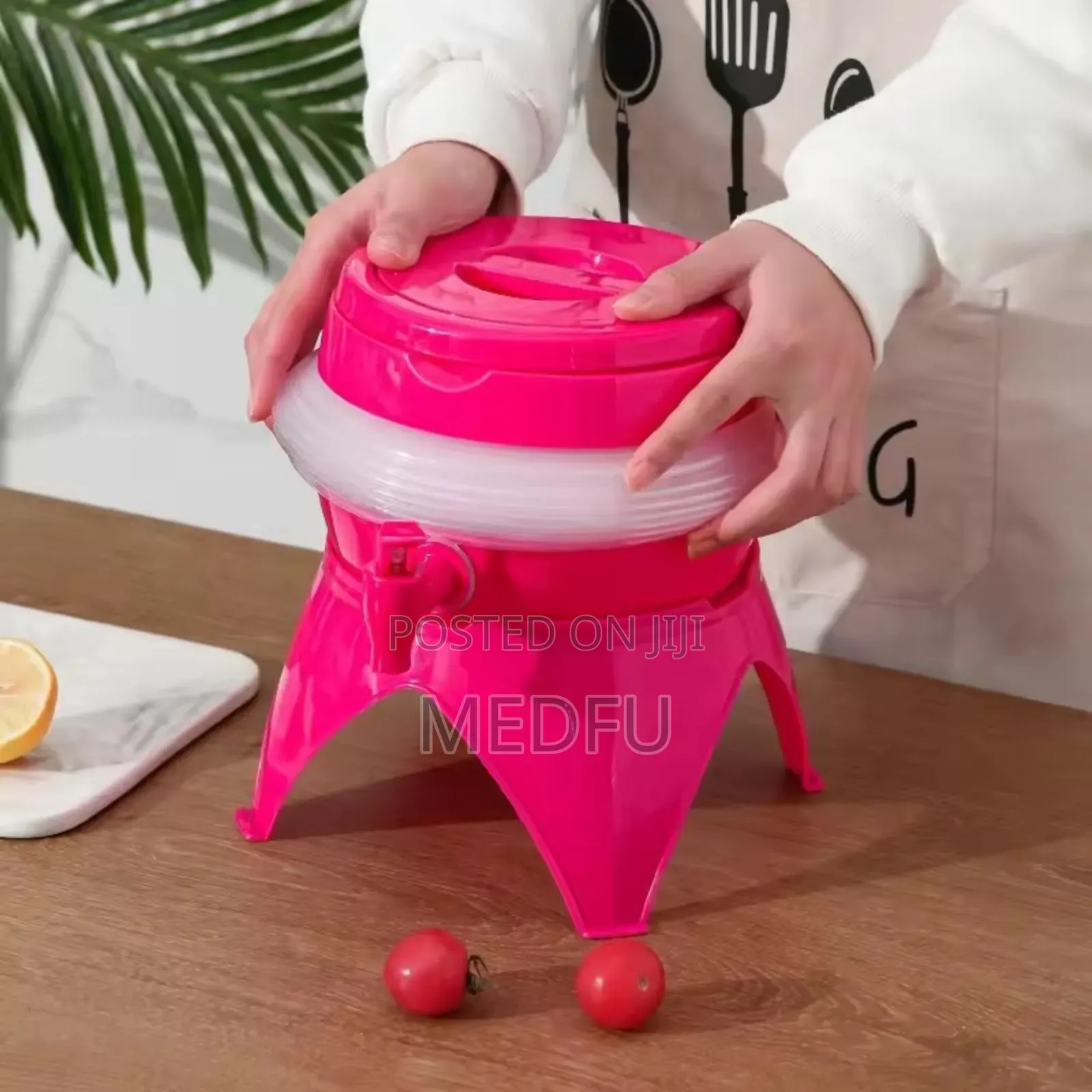 Collapsible Beverage Tub Dispenser ተጣጣፊ የመጠጥና የወሃ ማቅረቢያ ጃ