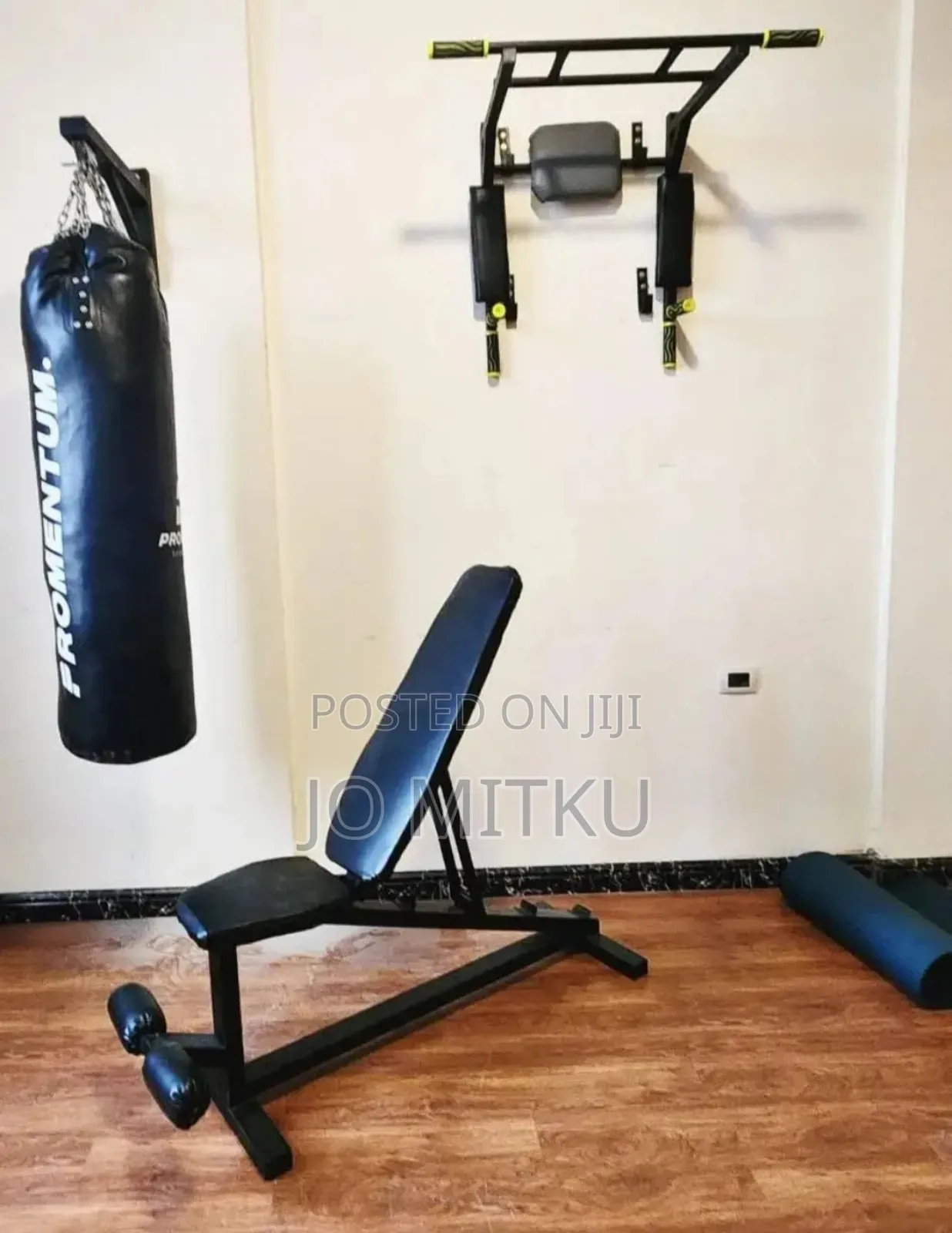 Pull Up ,Dip ,Abs And Punching Bag Attachment