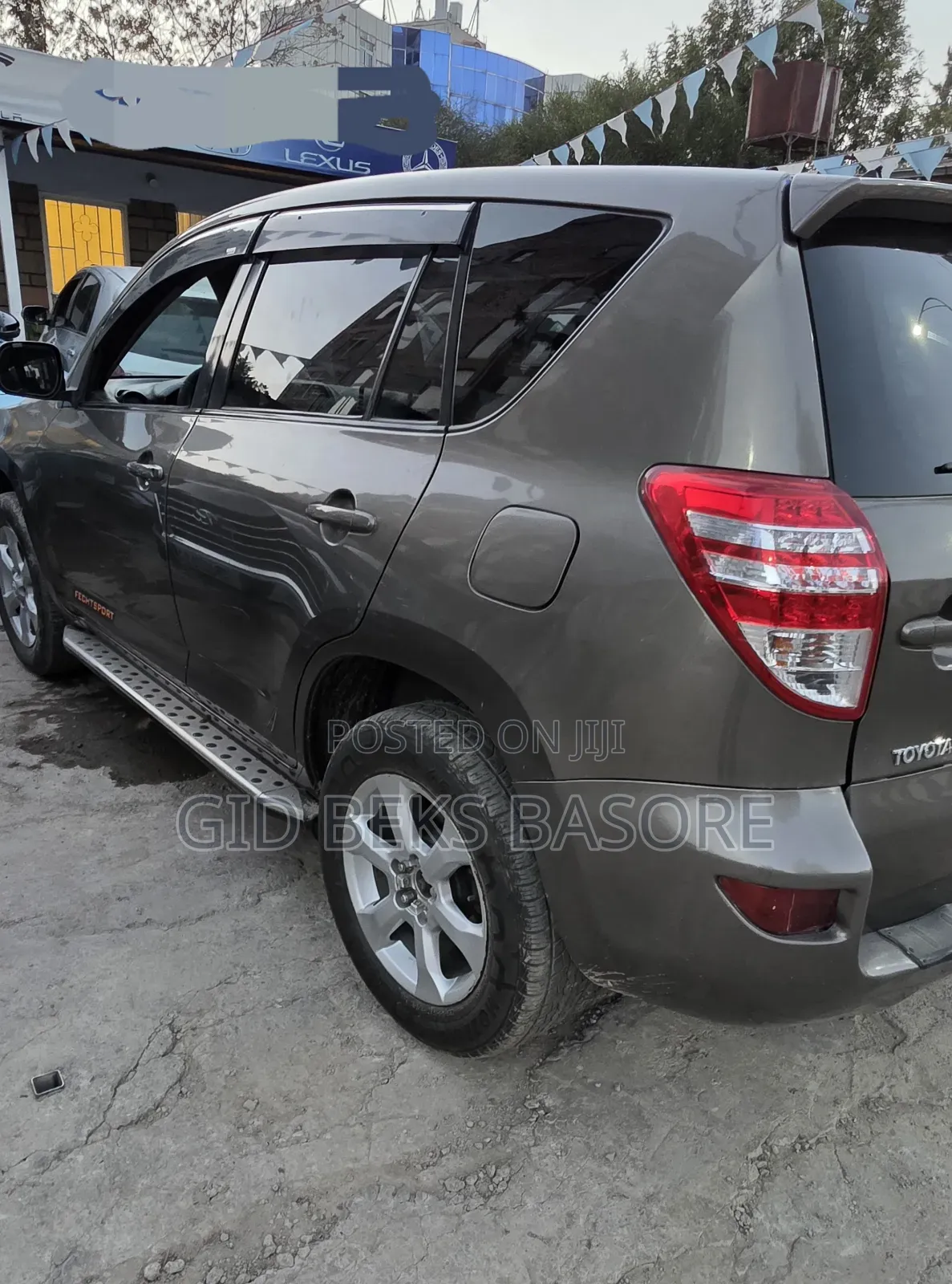 Toyota RAV4 2011 Gray