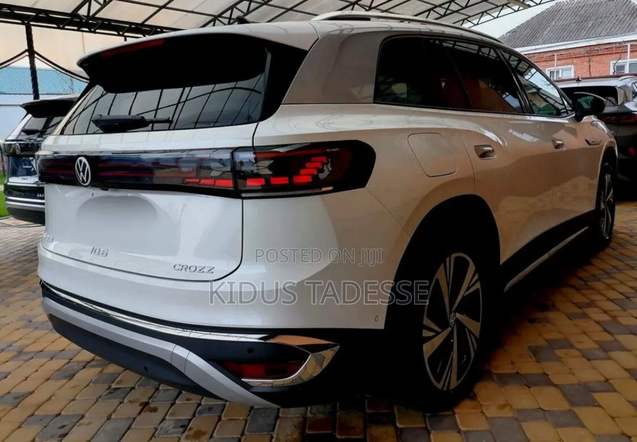 Volkswagen ID.6 2023 White