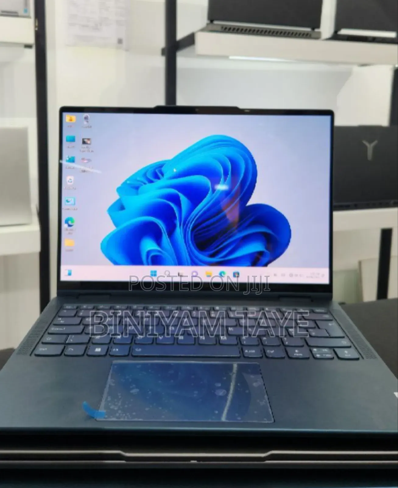 New Laptop Lenovo Yoga 7i 16GB Intel Core I7 SSD 1T