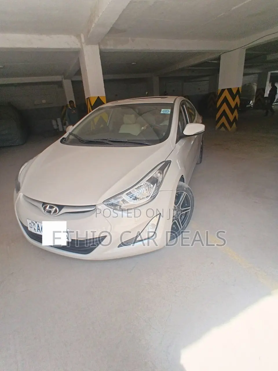 Hyundai Elantra 2015 White