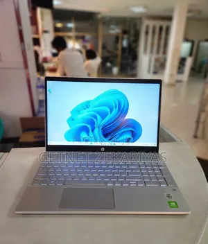 New Laptop HP Pavilion 15 16GB Intel Core I7 SSD 512GB
