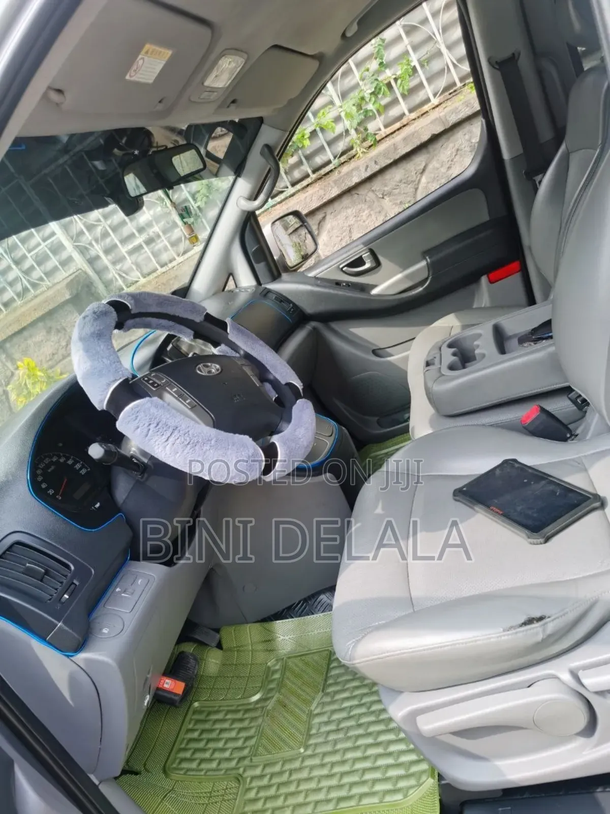 Hyundai Starex 2015 Silver