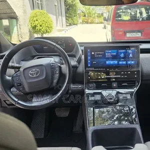 Toyota bZ4X 2023 White