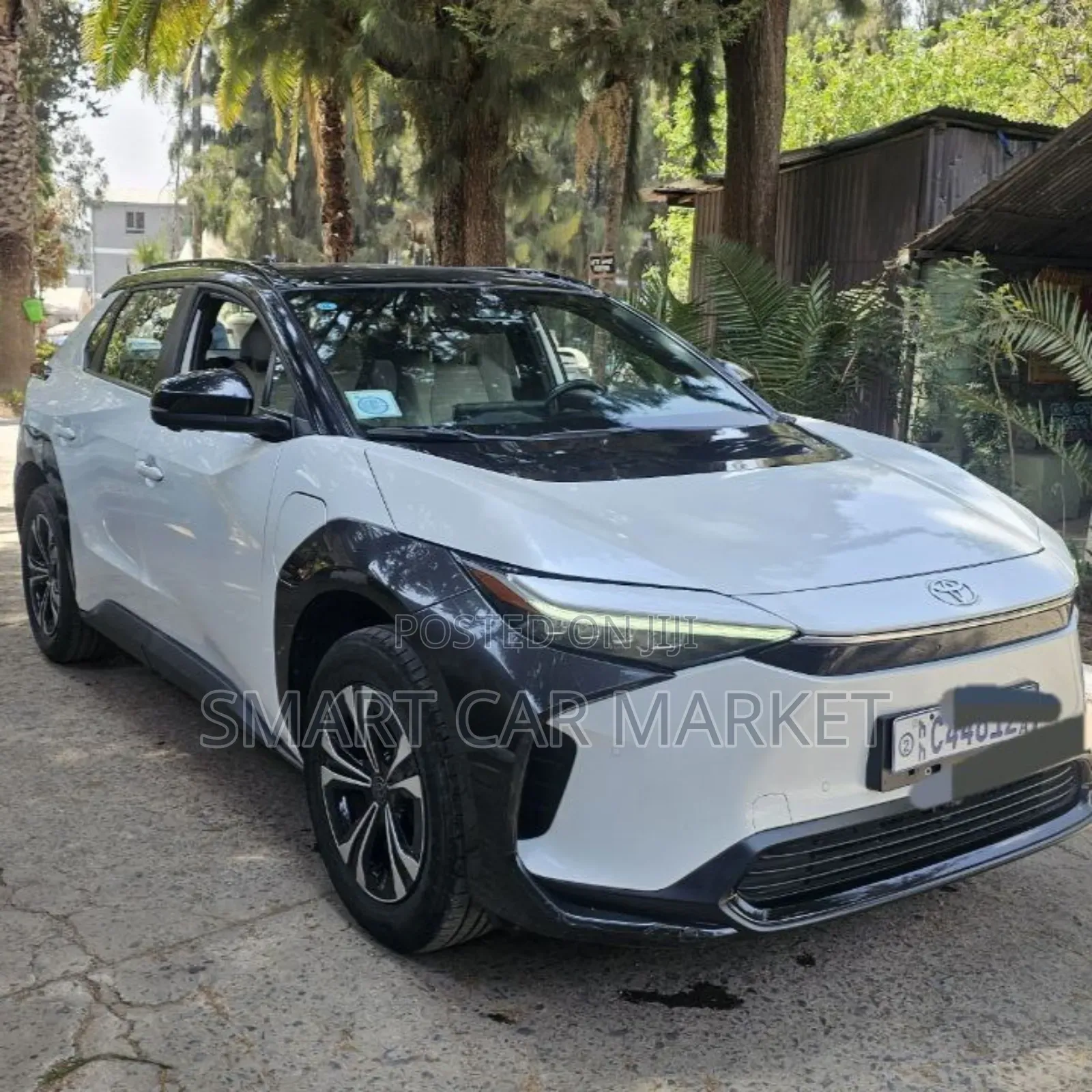 Toyota bZ4X 2023 White