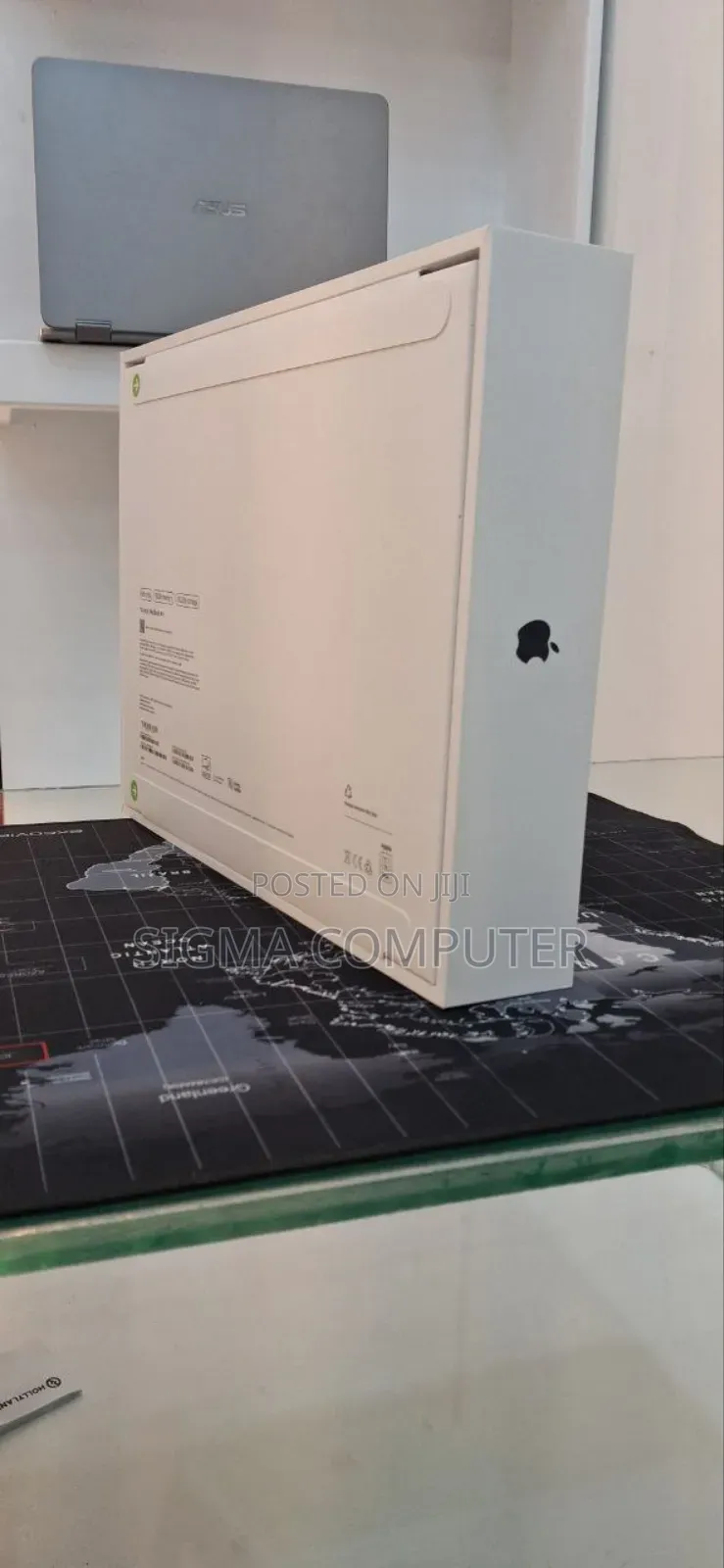 New Apple MacBook Air 2025 M4 13-Inch 16GB Apple M4 Pro SSD 512GB