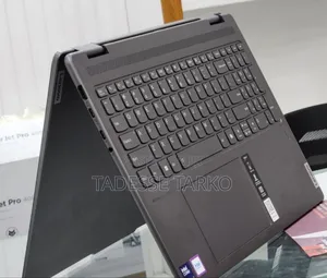 New Laptop Lenovo Yoga 7i 16GB Intel Core Ultra 7 SSD 1T